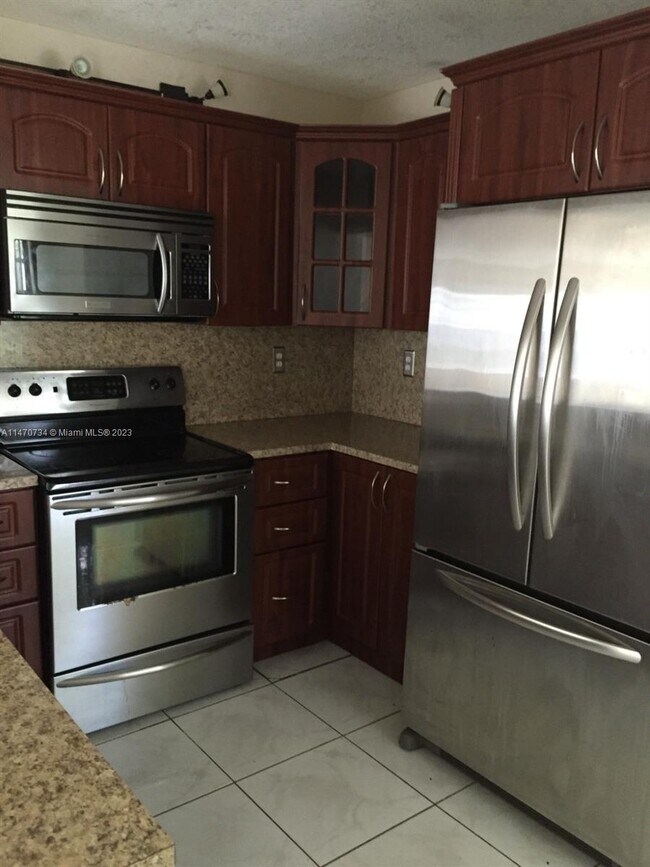 Photo - 486 NE 210th Cir Terrace