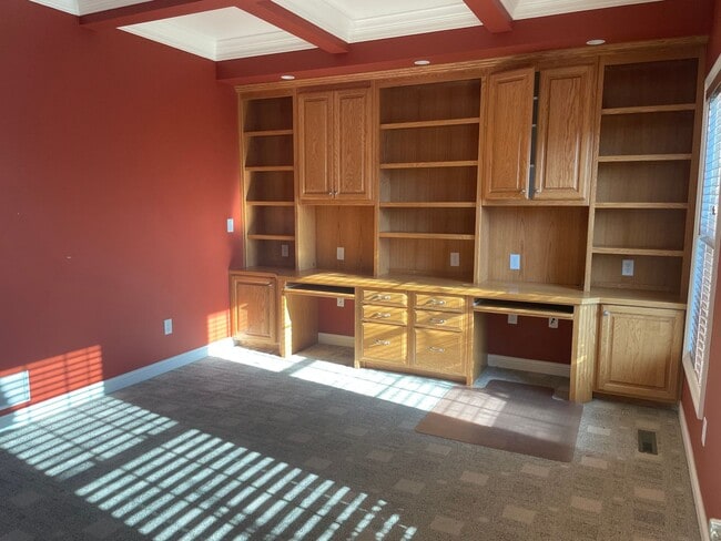 Photo - Five Bedroom Home in NE Rochester MN