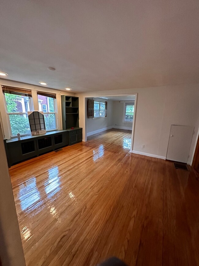 Photo - 16 Adams St Unit 1R