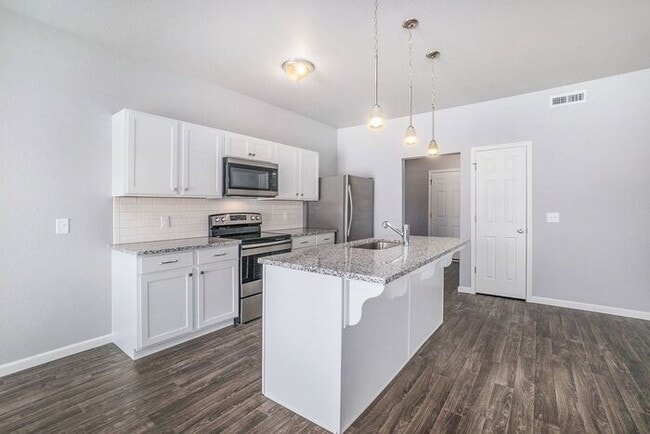 Photo - 524 Aldrich St