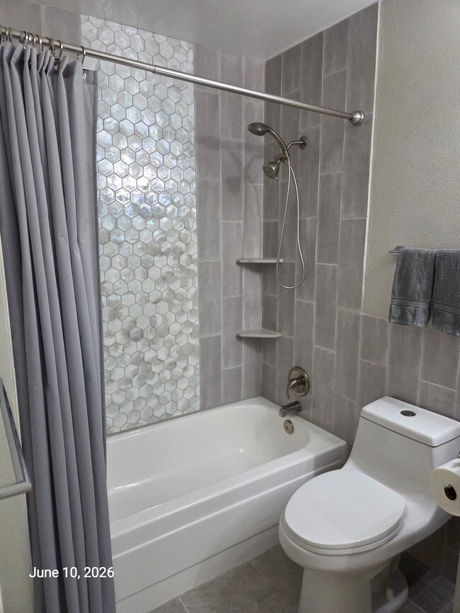Building Photo - 8555 Fairmount Dr Unit Fairmount Condo