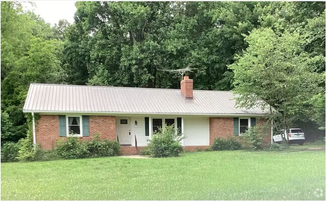 Building Photo - 19317 Old Statesville Rd Rental