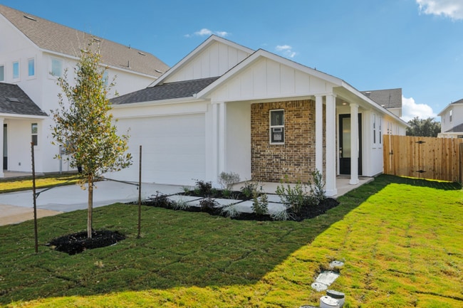 Photo - 1004 Yaupon Holly Dr