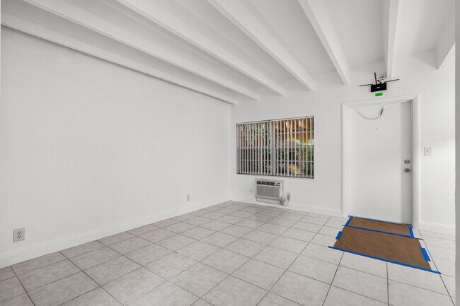 Photo - 330 NW 20th St Unit Apt 104