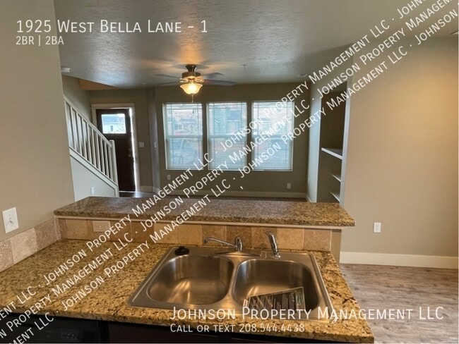 Photo - 1925 W Bella Ln Unit 1