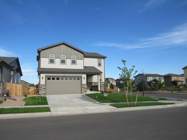 Building Photo - Corner lot home in Highly Desirable Reunion