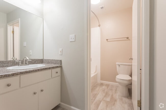 Photo - Union Plaza Apartments