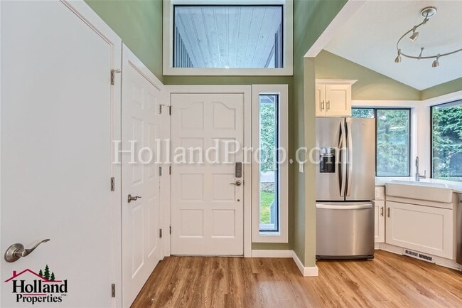 Photo - Beautiful Pet-Friendly Single-Family Home in Beaverton!