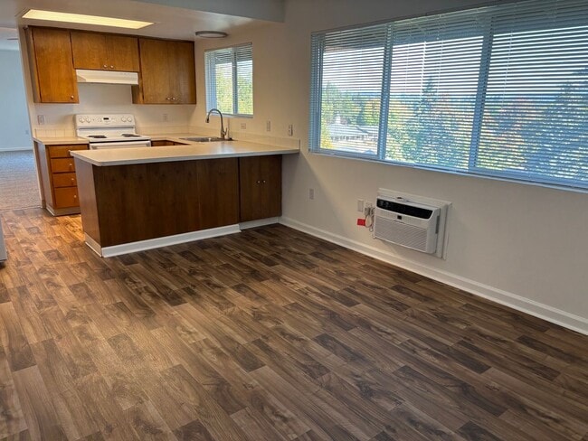 Photo - Kingcity Apartments