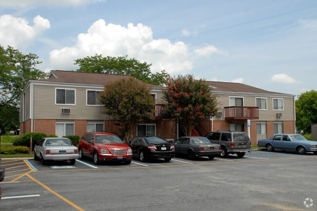 Photo - Dunbarton Estates Apartments
