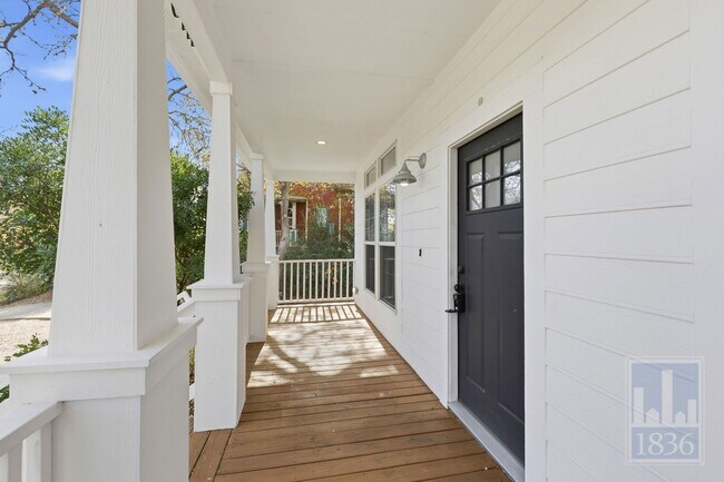 Photo - 1116 Lott Ave