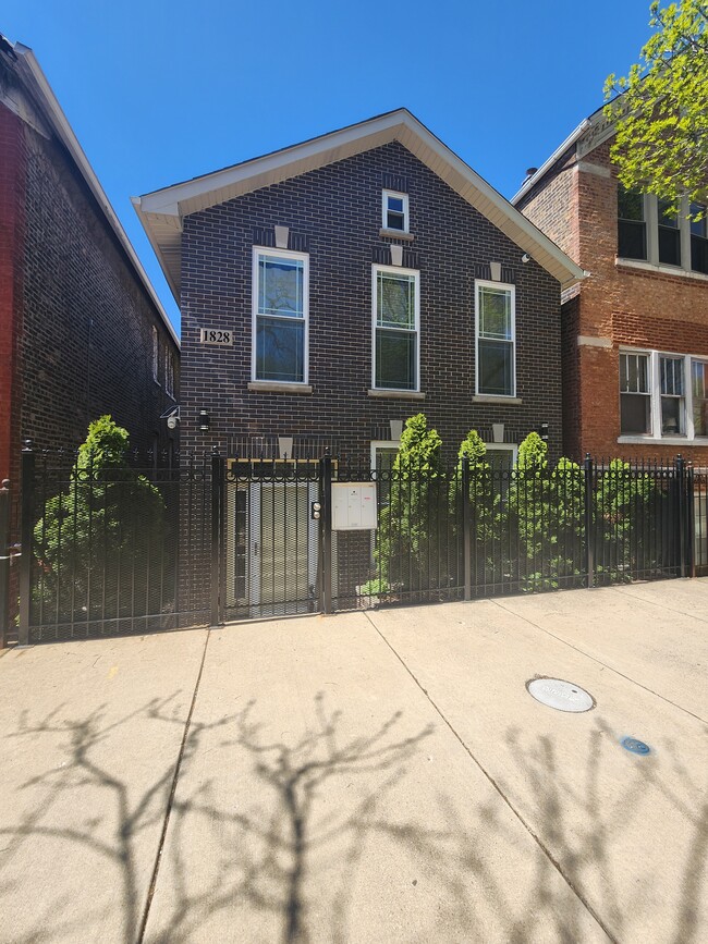 Building Front - 1828 S Peoria St Unit 2 F