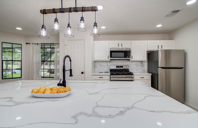 Photo - 806 Country Pl Blvd