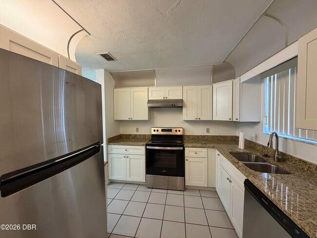 1105 Deer Springs Rd