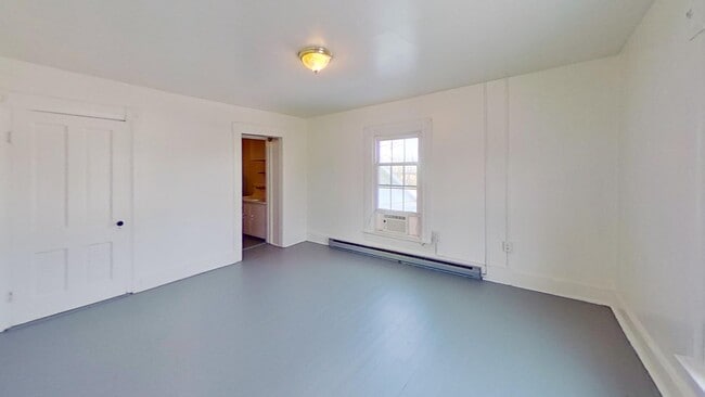 Photo - 8 W Prospect St