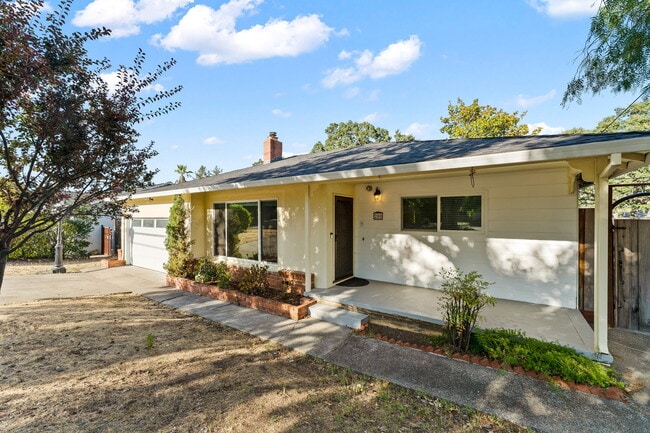 Photo - 200 Los Ranchitos Rd
