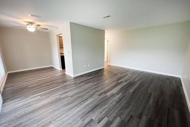 Photo - Timber Ridge Apartments