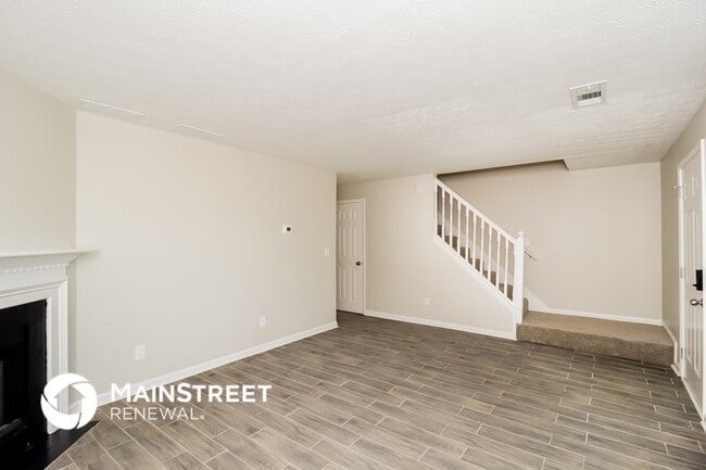 Photo - 7985 E Field Dr