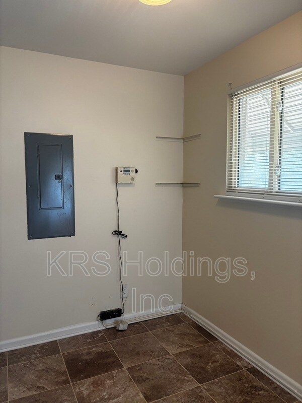 Photo - 430 Greenbriar Ave