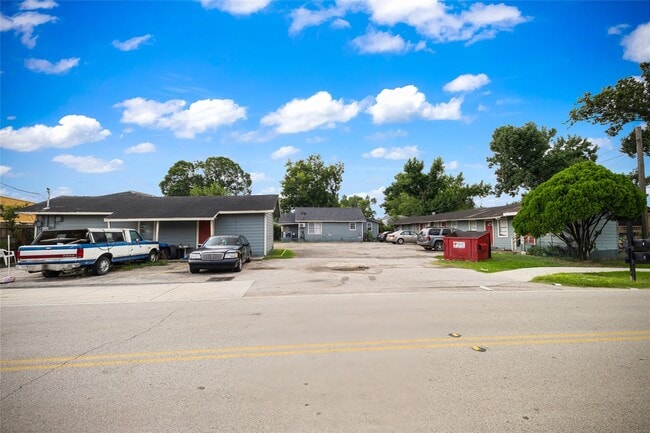 Photo - 13928 Bandera St Unit 7