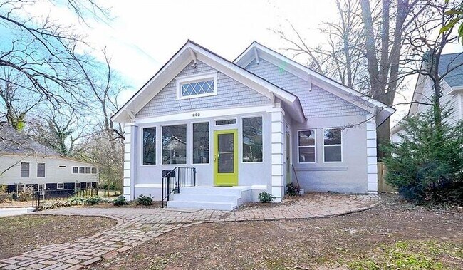 Photo - 802 Dill Ave SW House