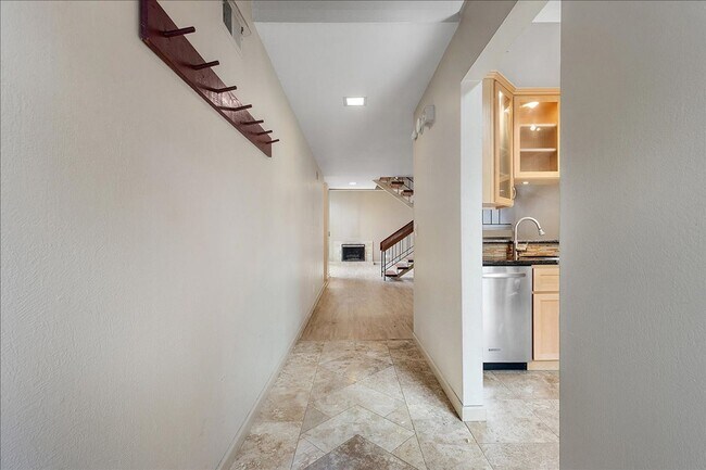 Photo - 2063 Whitehall Pl
