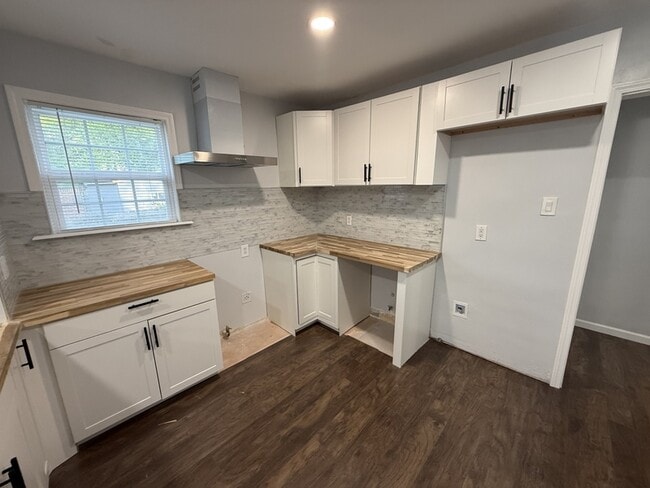 Photo - 1031 N Belvedere Blvd