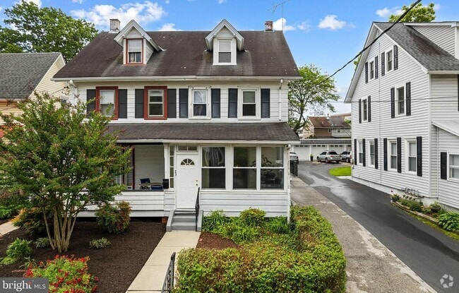 Building Photo - 23 S Merion Ave Rental