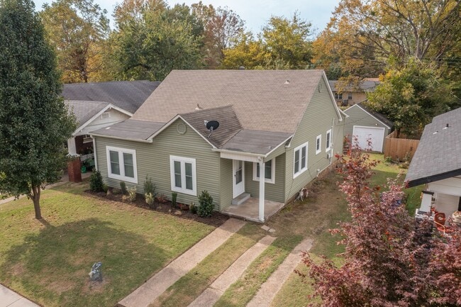 Photo - Freshly Updated 3 Bedroom House