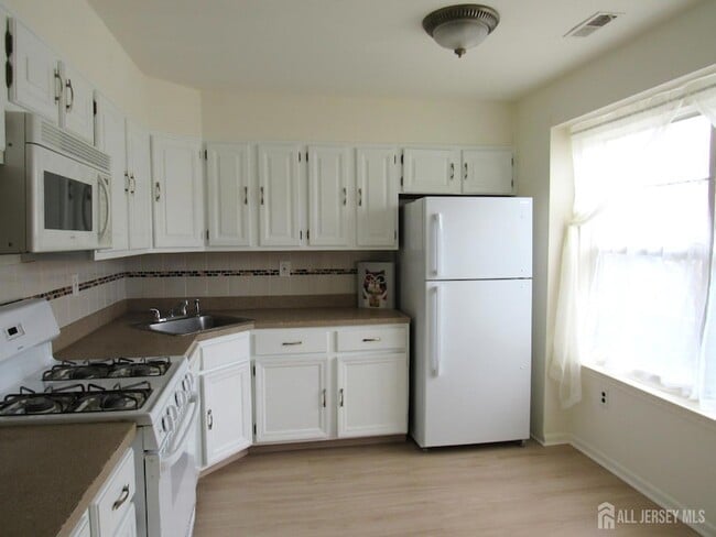 Photo - 32 Lafayette Ct