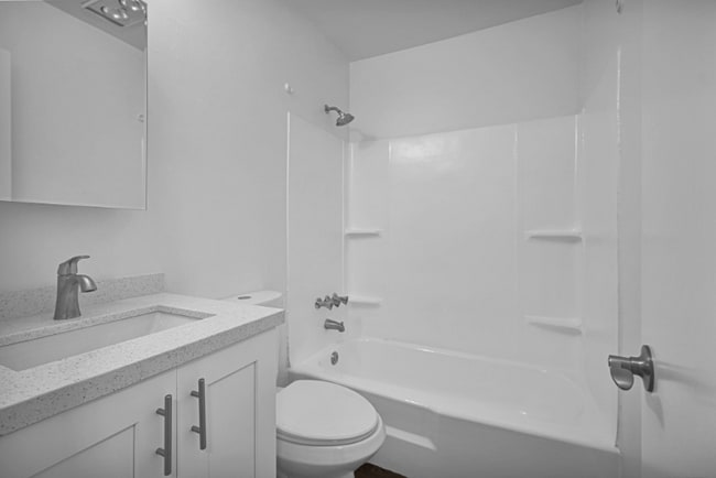 Photo - 4051 NE 13th Ave Unidad Apt 69
