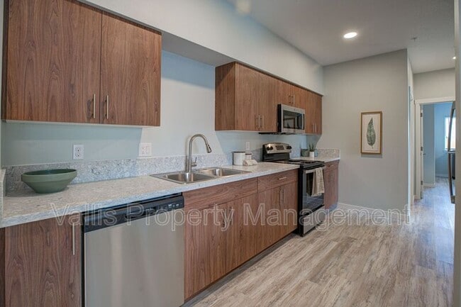 Photo - 13001 S Crompton Lane