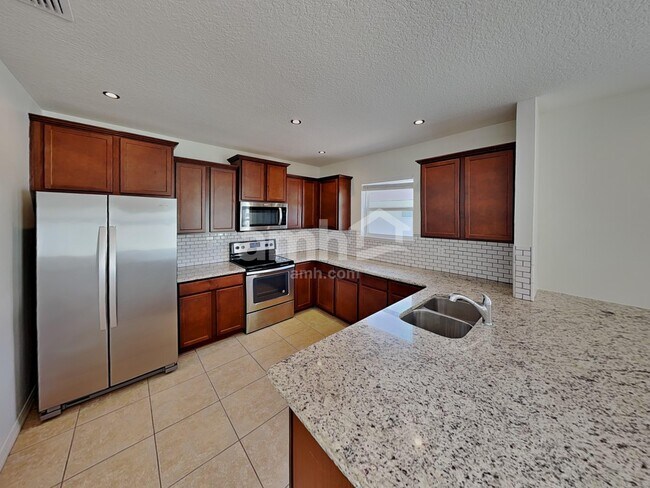 Photo - 5010 Windbourne Way