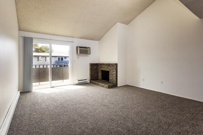 Photo - Highlander Apartments