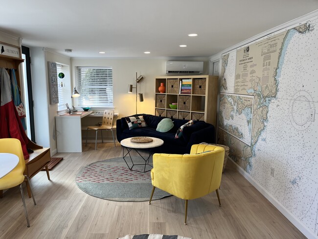 Building Photo - 10 Ox Point Dr Unit Apt. A