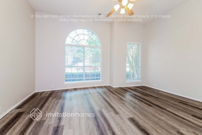 Photo - 1270 Stanford Dr