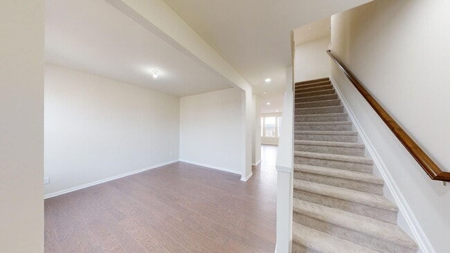 Photo - 747 Haywood Dr