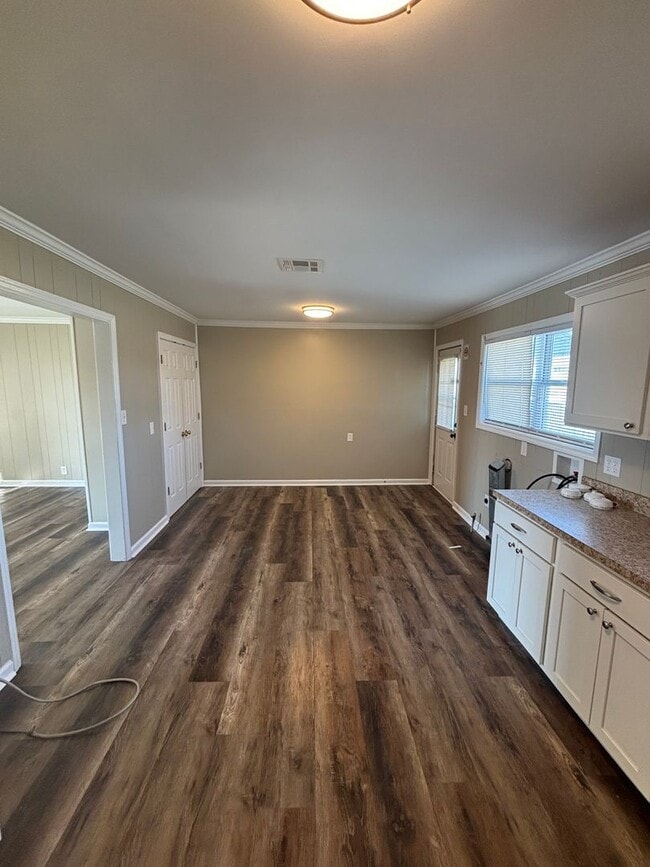 Photo - 2625 Moeling St