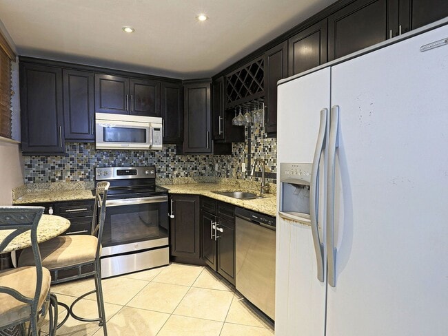 Photo - Bellasol 4191-514 Unit 4191 Bellasol Circle, 514