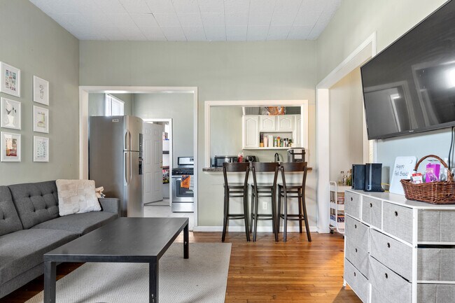 Photo - 82 Hawley St Unit 3H