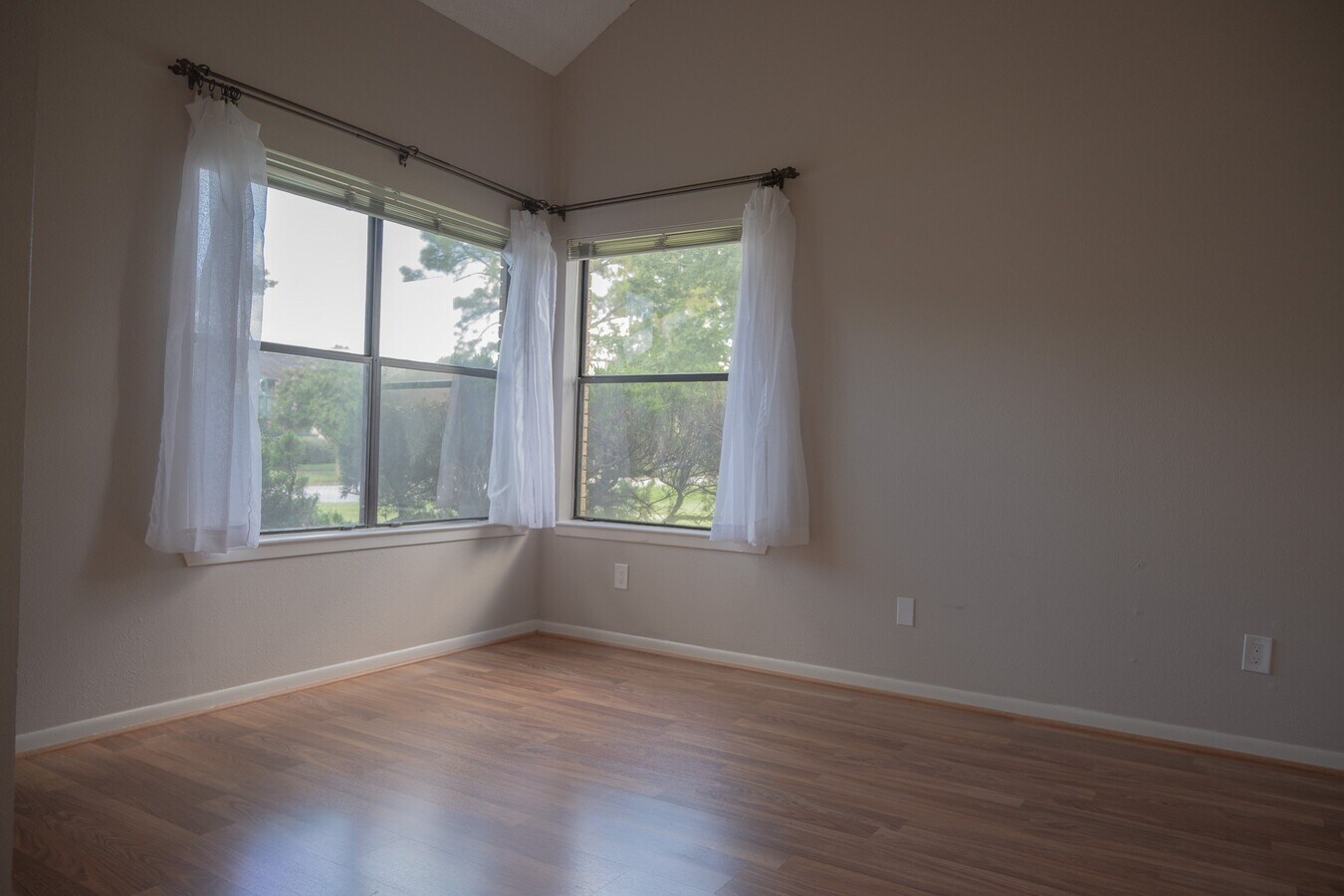Photo - 1482 Gemini St