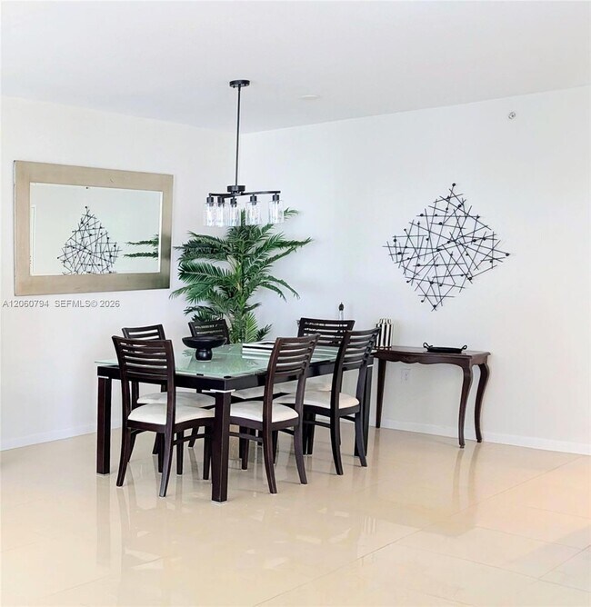 10275 Collins Ave Unit 1106