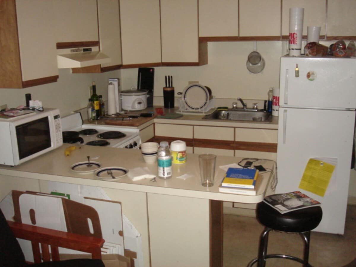 Photo - Packards Corner Moder renovates Sunny front facing Studio  Hth HW inc Now or April Students ok