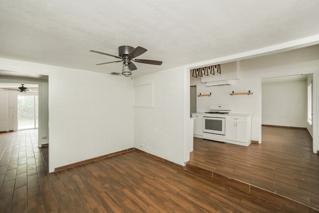 Photo - Comfortable 3 Bedrooms Home in San Antonio, TX