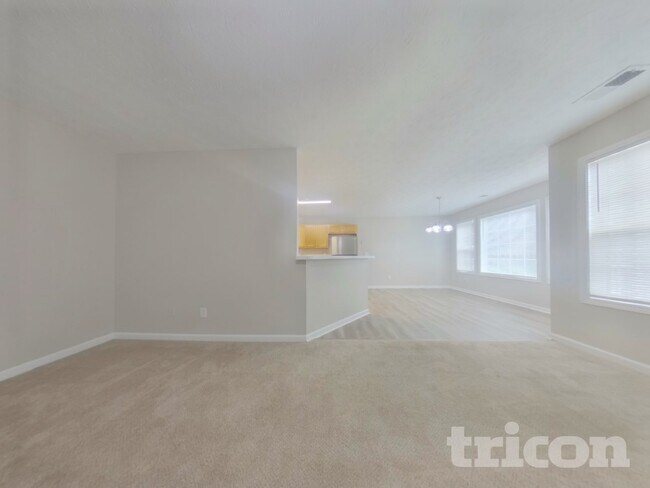 Photo - 225 Charleston Pl