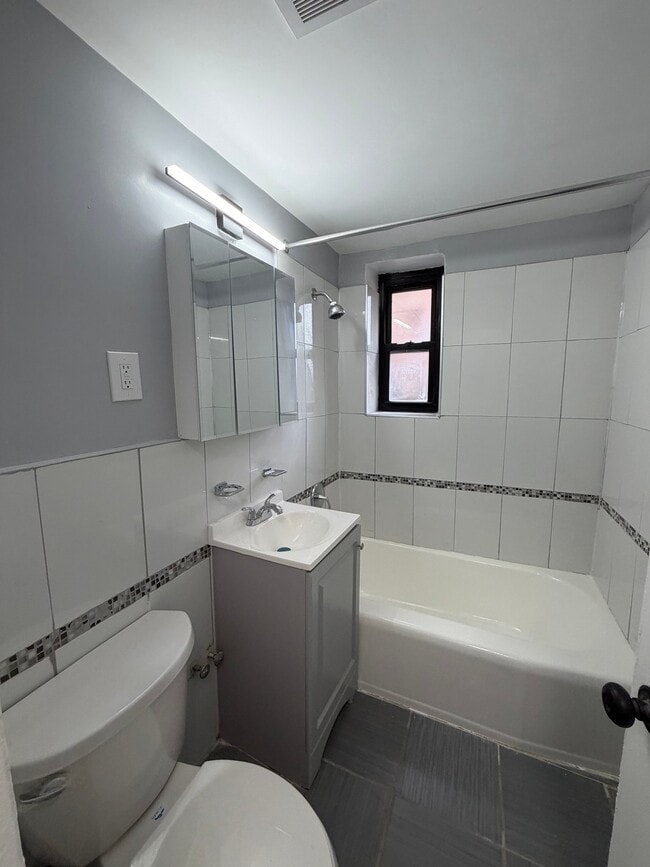 56 S Munn Ave Unit 1F