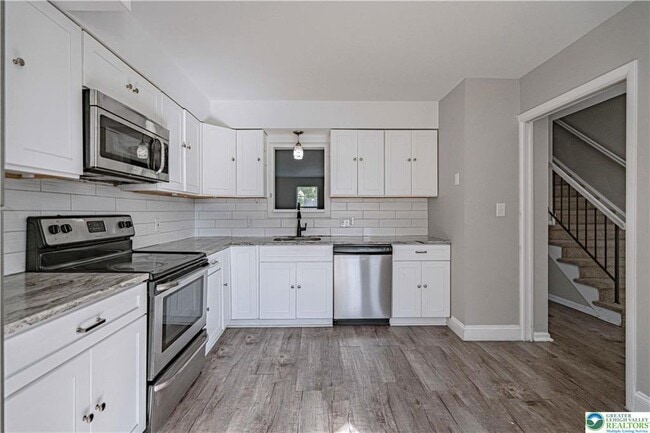 Photo - 1405 Presidential Dr