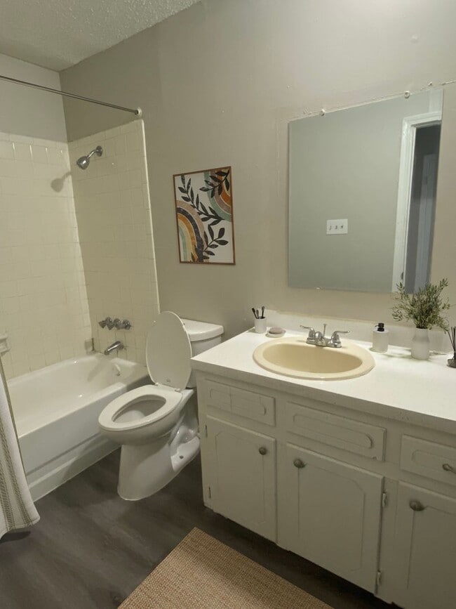 Photo - Greystone Apartments