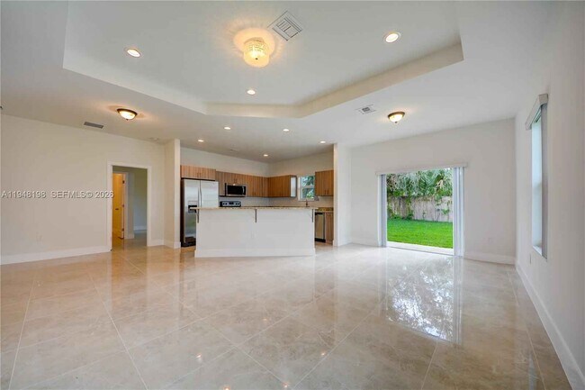 Photo - 709 SW 3rd St