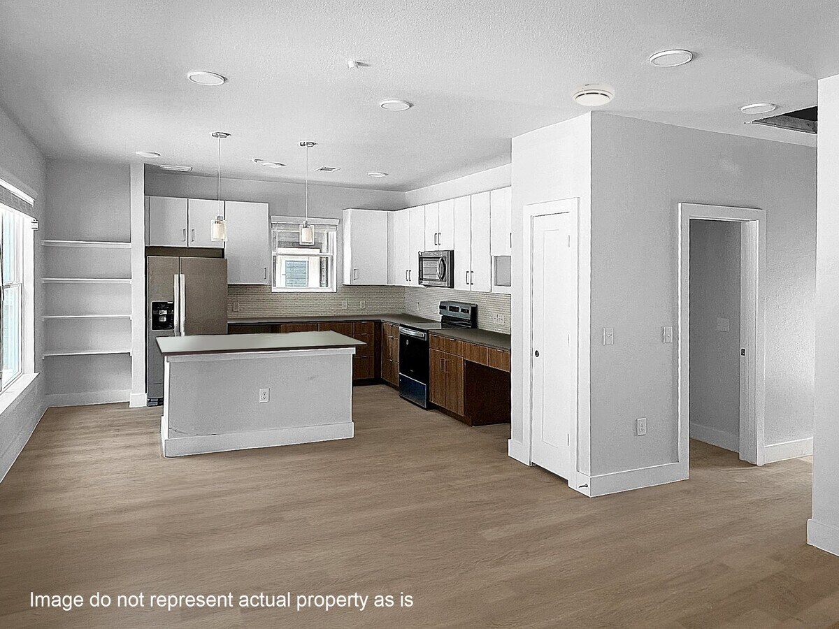 Photo - 2400 Montgomery Park Blvd